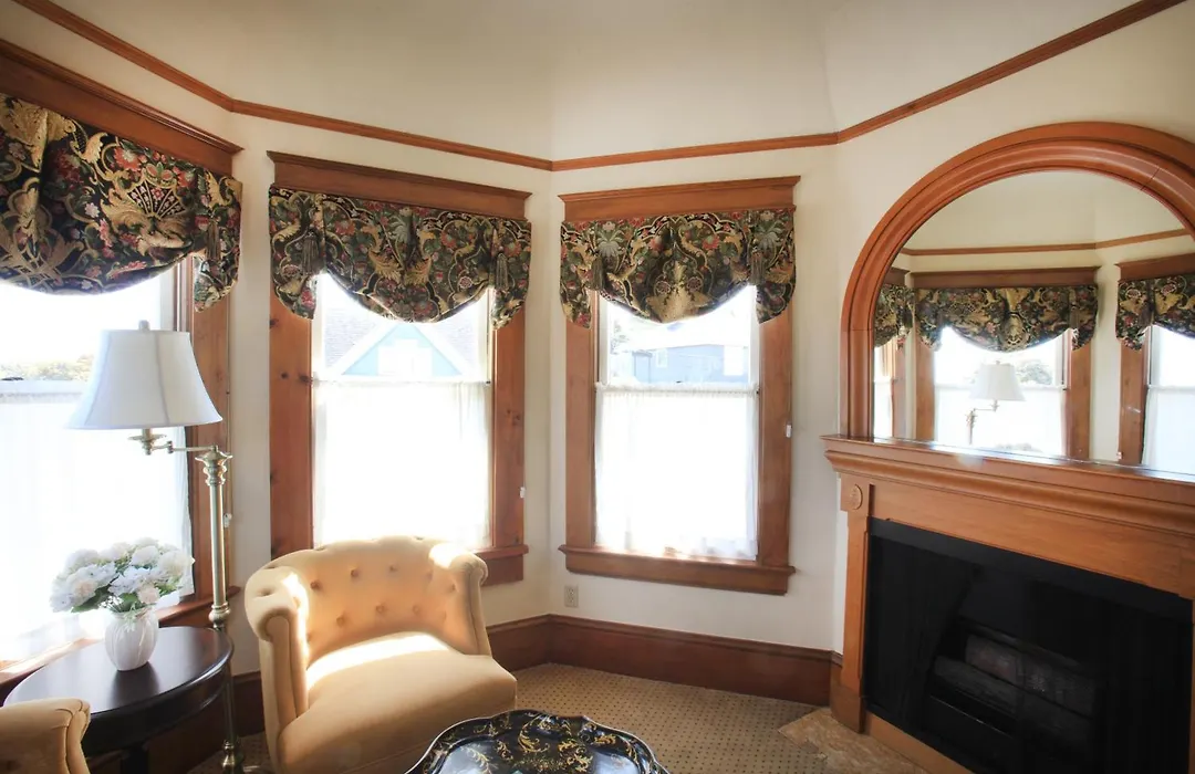 The Charles Pacific Grove-1